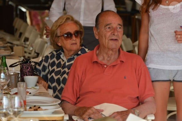 Jacques Chirac et Bernadette à Saint-Tropez, le 12 août 2012.