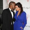 Kim Kardashian et Kanye West, amoureux et sur leur 31 au Angel Ball 2012 à New York le 22 octobre