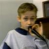 Ryan Gosling à 12 ans, dans un sujet de la chaîne CTV dans l'émission Canada AM à propos de son rôle dans le show Disney Musketeers.
