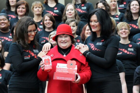 Susan Boyle supporte les familles de militaires à Glasgow le 24 octobre 2012.