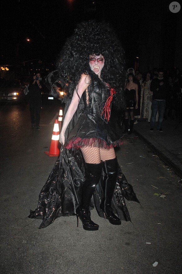 Heidi Klum dans son déguisement d'Halloween en 2005.