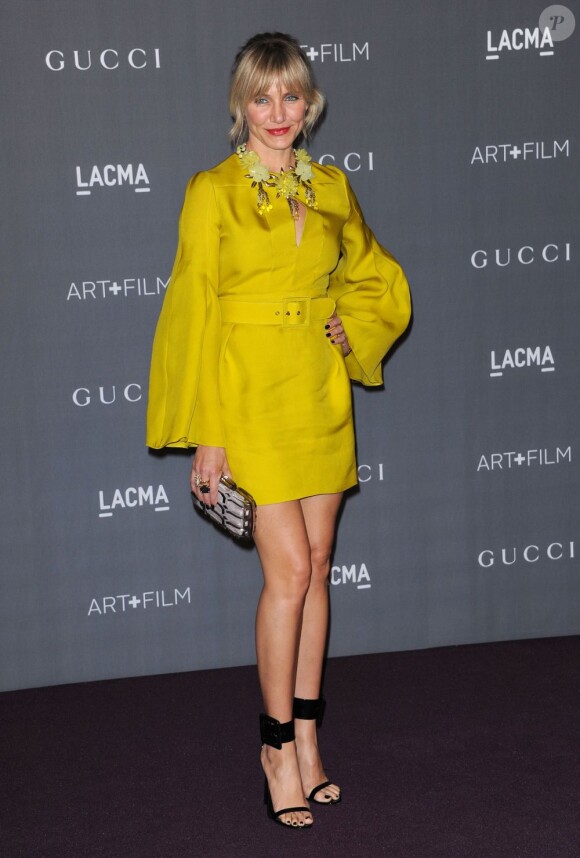 Cameron Diaz habillée tout en jaune au LACMA Art Gala à Los Angeles le 27 octobre 2012.