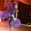 La pétillante Behati Prinsloo au défilé Victoria's Secret le 7 novembre 2012