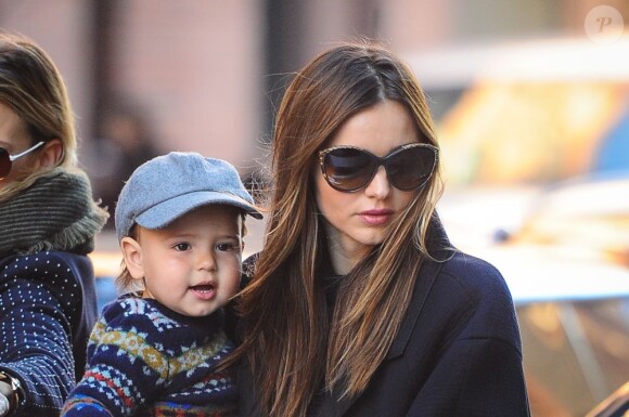 Journée détente pour Miranda Kerr et son fils Flynn le 14 novembre 2012 à New York