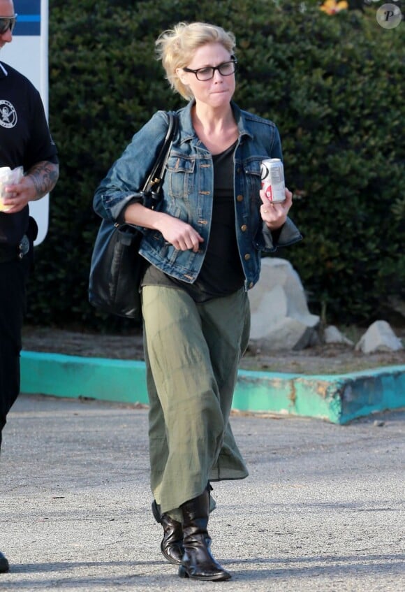 Julie Bowen sur le tournage de Modern Family à Long Beach en Californie le 14 novembre 2012.