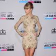 Taylor Swift dans une robe Zuhair Murad à la 40e cérémonie des  American Music Awards  à Los Angeles, le 18 novembre 2012.