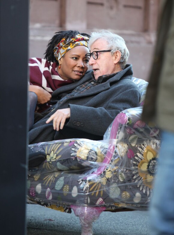 Woody Allen et Tonya Pinkins sur le tournage de Fading Gigolo à New York, le 17 novembre 2012.