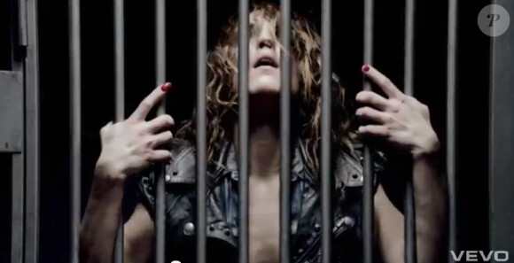 The Rolling Stones : image du clip de Doom and Gloom, réalisé par Jonas Akerlund, avec Noomi Rapace. Extrait de l'album GRRR! (novembre 2012).