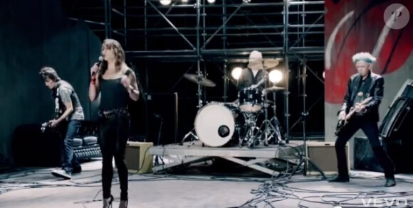 The Rolling Stones : image du clip de Doom and Gloom, réalisé par Jonas Akerlund, avec Noomi Rapace. Extrait de l'album GRRR! (novembre 2012).