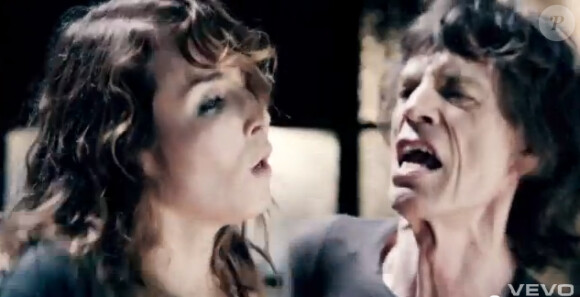The Rolling Stones : image du clip de Doom and Gloom, réalisé par Jonas Akerlund, avec Noomi Rapace. Extrait de l'album GRRR! (novembre 2012).
