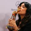 Salma Hayek, récompensée comme meilleur actrice internationale, lors des Bambi Awards le 22 novembre 2012 à Düsseldorf en Allemagne