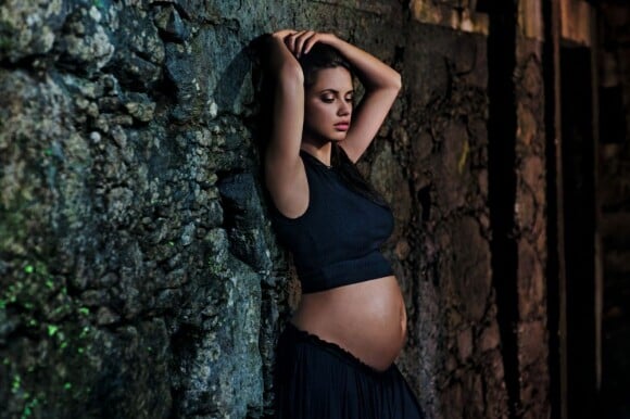 Adriana Lima, enceinte et radieuse pour le calendrier Pirelli 2013. Photo par Steve McCurry.
