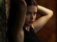 Adriana Lima : Enceinte et radieuse dans le calendrier Pirelli 2013