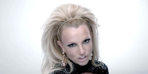 Clip de la chanson Sream & Shout avec will.i.am et la chanteuse Britney Spears.