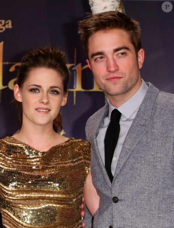 Kristen Stewart et Robert Pattinson lors de l'avant-première du film Twilight : Chapitre 4 - Révélation, 2e partie à Berlin, le 16 novembre 2012.