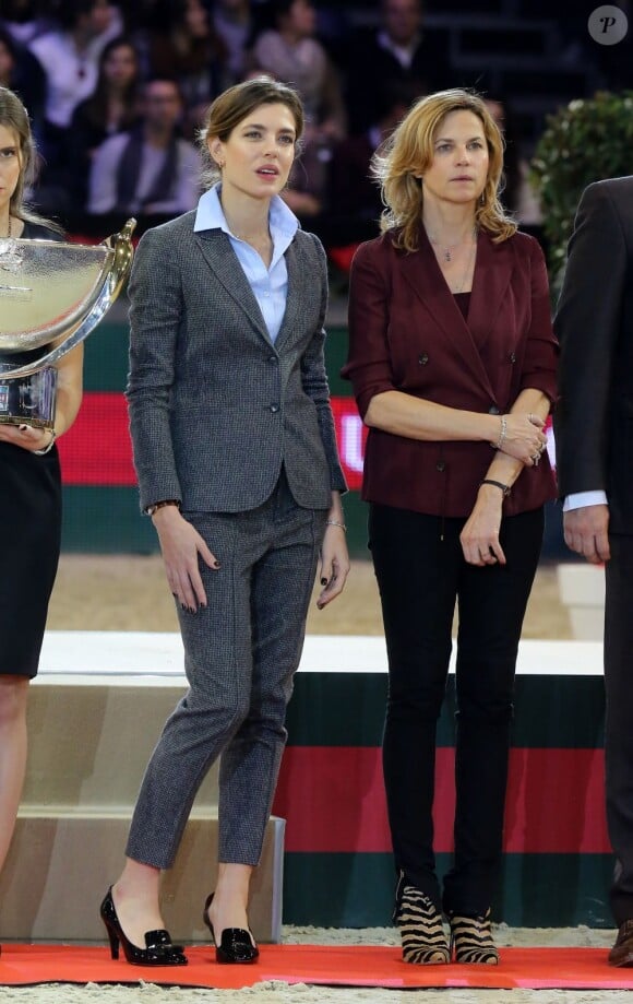 Charlotte Casiraghi avec Virginie Couperie-Eiffel au Gucci Paris Masters le 2 décembre 2012 pour le Grand Prix, remporté par le Néerlandais Mark Houtzager avec Sterrehof's Tamino.