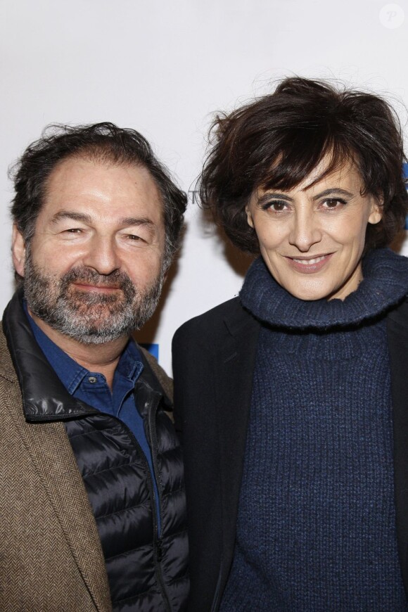 Denis Olivennes et Inès de la Fressange lors de la projection au théâtre Antoine du documentaire sur Laurent Ruquier "On ne demande qu'à le connaître" que Gérard Miller a réalisé pour France 2 (diffusion entre Noël et le jour de l'an) à Paris le 2 décembre 2012.