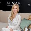 Kate Hudson à New York assure la promotion de la marque de  cosmétiques Almay le 3 décembre 2012