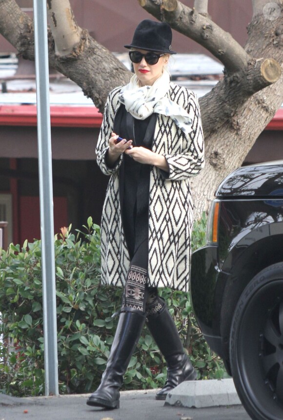 Gwen Stefani, très graphique, dans les rues de Los Angeles