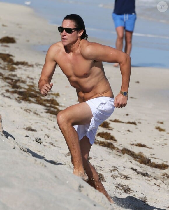 Vito Schnabel sur la plage de Miami le 6 décembre 2012