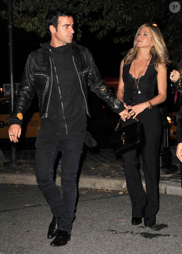 Jennifer Aniston et son amoureux Justin Theroux à New York le 26 septembre 2011