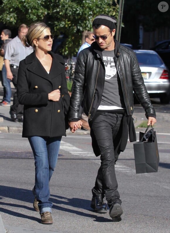 Jennifer Aniston  et Justin Theroux à New York le 18 septembre 2011