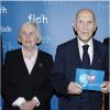 Exclu : Stéphane Hessel au dîner de la Fédération Internationale des Ligues des Droits de l'homme (FIDH) à l'occasion de ses 90 ans, à l'Hôtel de Ville de Paris, le 6 décembre 2012.