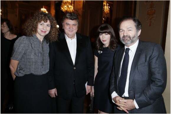 Exclu - Valérie Toranian (Directrice de la rédaction de ELLE), Jérôme Bellay et son épouse Isabelle Morizet, Denis Olivennes au dîner de la Fédération Internationale des Ligues des Droits de l'homme (FIDH) à l'occasion de ses 90 ans, à l'Hôtel de Ville de Paris, le 6 décembre 2012.