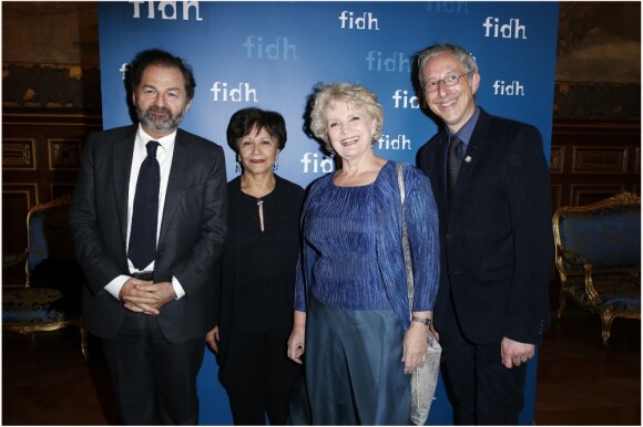 Exclu - Denis Olivennes, Souhayr Belhassen, Marie-Christine Barrault et Antoine Bernard au dîner de la Fédération Internationale des Ligues des Droits de l'homme (FIDH) à l'occasion de ses 90 ans, à l'Hôtel de Ville de Paris, le 6 décembre 2012.