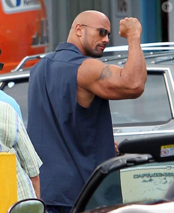 Dwayne Johnson sur le tournage du film Pain And Gain à Miami le 30 mai 2012