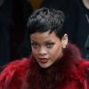 La chanteuse Rihanna quitte Bercy où elle enregistrait son passage dans l'émission La Meilleure Chanson de TF1. Paris, le 10 décembre 2012.