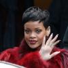 La chanteuse Rihanna quitte Bercy où elle enregistrait son passage dans l'émission La Meilleure Chanson de TF1. Paris, le 10 décembre 2012.