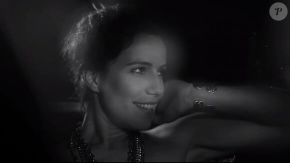 Zoé Félix dans le clip La Jules de Jim avec Alain Chamfort.