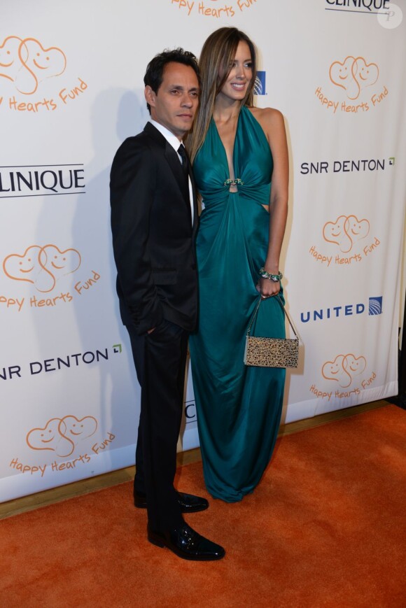 Marc Anthony et sa compagne Shannon de Lima lors de la soirée Happy Hearts Fund - Lands of Dream : Mexico, le gala annuel de l'organisme Happy hearts Fund fondé par Petra Nemcova le 11 décembre 2012 à New York au Metropolitan Pavilion
