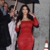 Kim Kardashian en janvier 2012, se montre dans une robe Valentino, portée l'année d'avant pas Nicole Kidman !