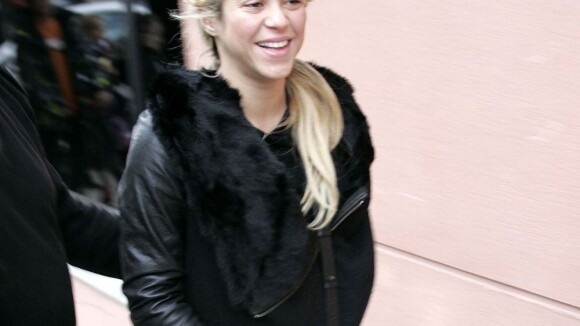 Shakira : Enceinte de 8 mois, elle reprend déjà du service