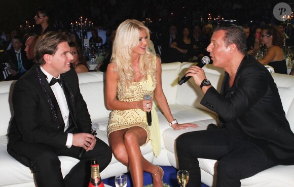 Jean-Roch et Victoria Silvstedt à Charleroi le 15 décembre 2012 lors de l'élection Top Model Belgium 2012 au Spiroudome