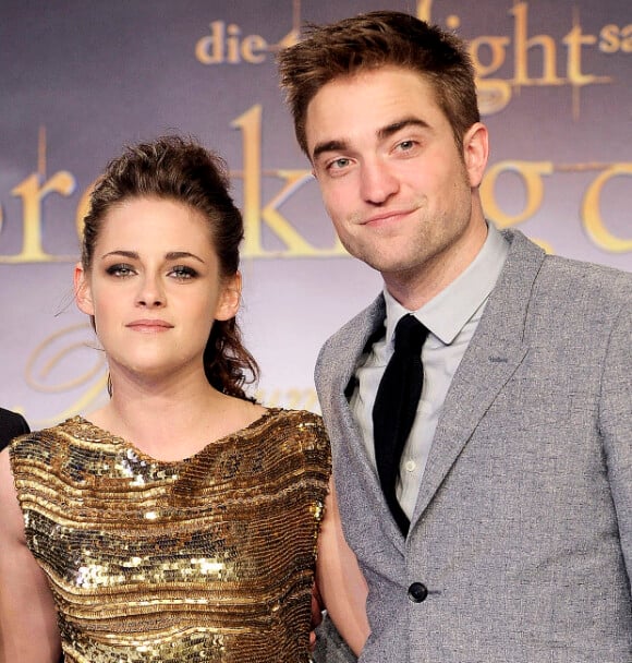 Kristen Stewart et Robert Pattinson à l'avant-première de Twilight, chapitre 5 : Révélation - 2e partie à Berlin, en Allemagne le 30 novembre 2012.