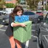 Tiffani Thiessen fait ses cadeaux de Noël à Los Angeles le 17 décembre 2012.