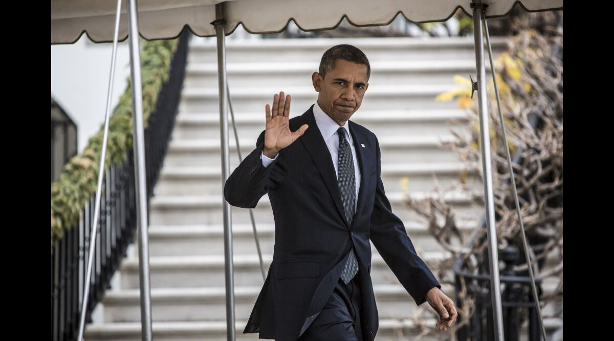 Photo : Barack Obama quitte la Maison Blanche et se dirige à Newtown ...