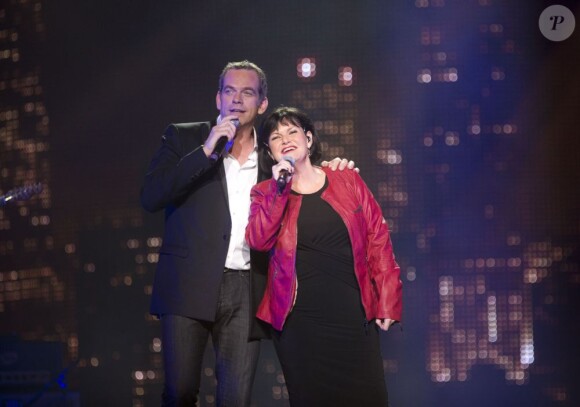 EXCLU - Maurane et Garou lors du concert des rêves et des étoiles organisé par Make a Wish, à Bruxelles, au Palais du Heysel, 14 decembre 2012.