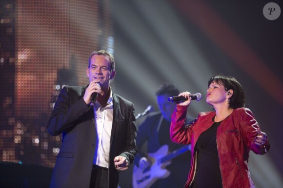 EXCLU - Maurane et Garou lors du concert des rêves et des étoiles organisé par Make a Wish, à Bruxelles, au Palais du Heysel, 14 decembre 2012.