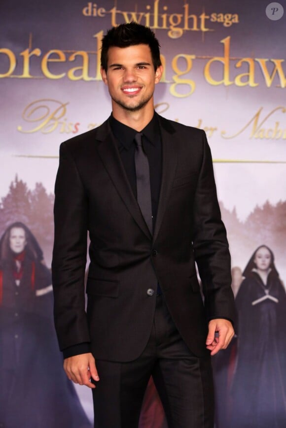 Taylor Lautner est numéro 6 du classement des acteurs les plus rentables de Forbes - photo du 16 novembre 2012 à Berlin