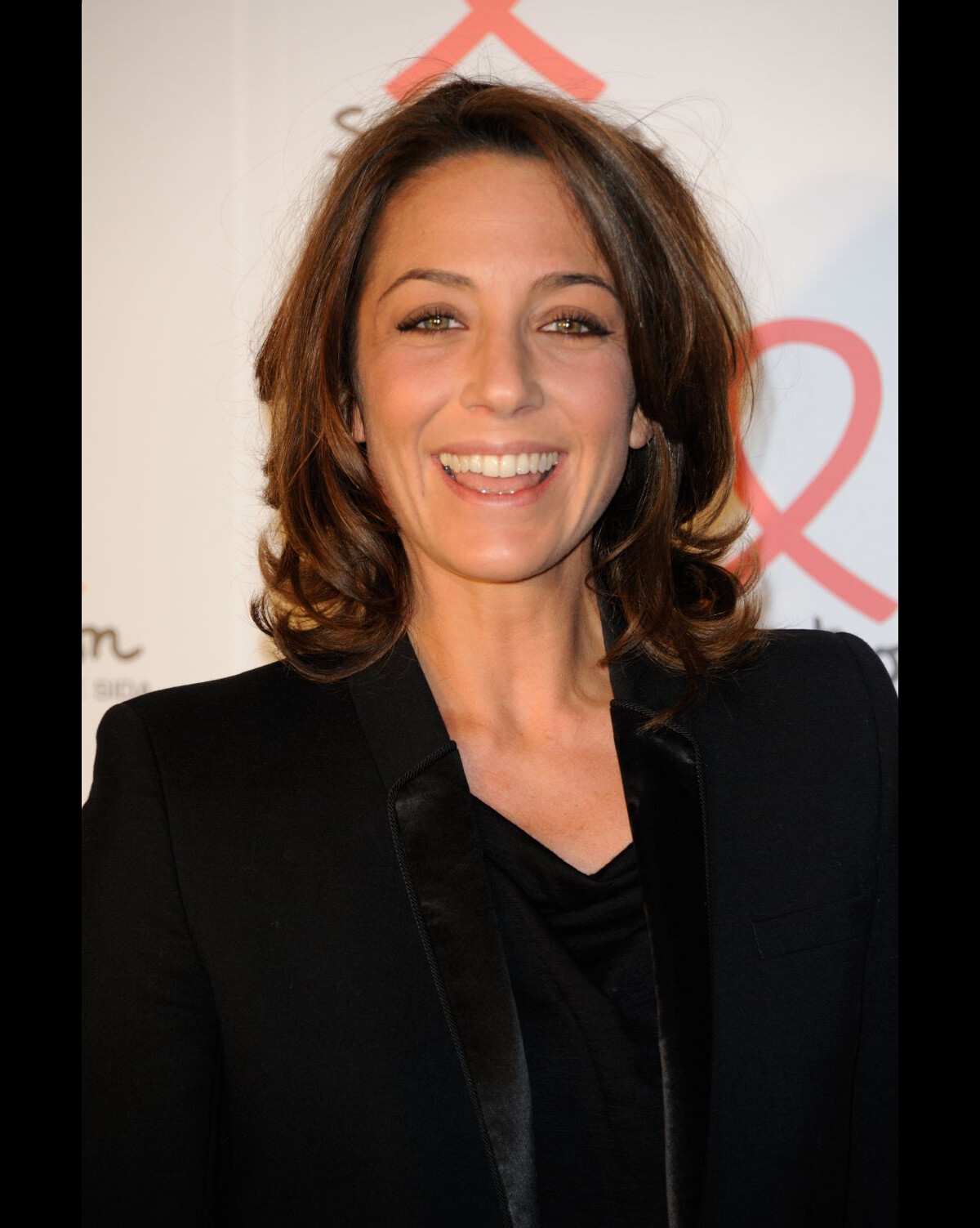 photo-virginie-guilhaume-paris-le-12-mars-2012-purepeople