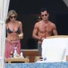 Jennifer Aniston et son fiancé Justin Theroux en vacances à Cabo San Lucas le 27 décembre 2012.