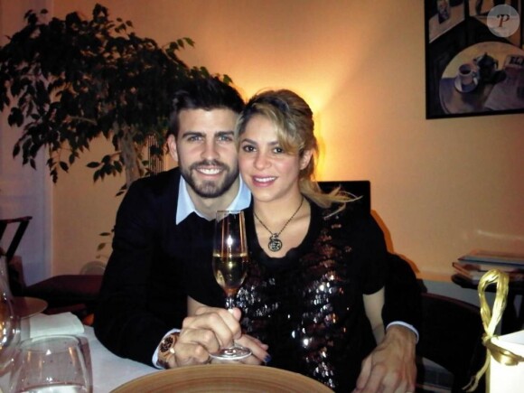 Gerard Piqué et Shakira lors de la soirée du nouvel an, le 31 décembre 2012 à Barcelone