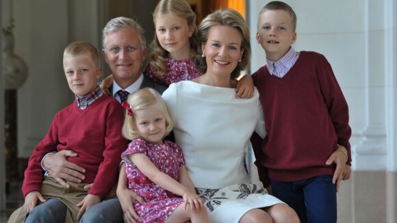 Philippe et Mathilde de Belgique : Poses de fêtes complices avec leurs enfants