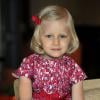 La princesse Eléonore de Belgique, 4 ans. Le prince héritier Philippe de Belgique et la princesse Mathilde ont publié de nouveaux portraits de famille lors des fêtes de fin d'année 2012.