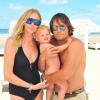 Jodie Kidd et son mari Andrea Vianni passent du bon temps sur une plage argentine. Le 6 janvier 2012