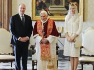 Charlene de Monaco, lumineuse au côté d'Albert, pour sa rencontre avec le pape